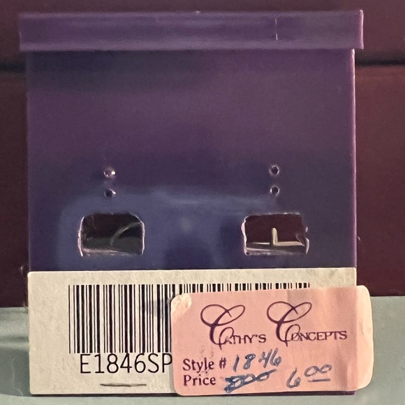 *NWT* Cathy’s Concepts Lever-back Earrings - Picture 2 of 2